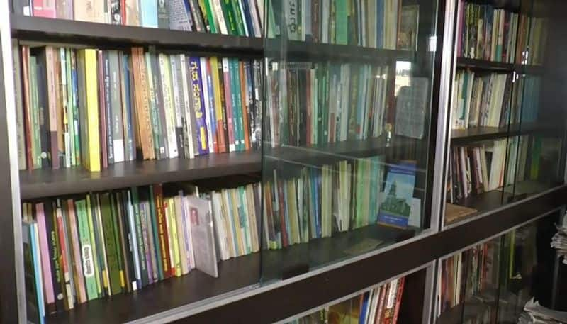 Couple Started Public Library at Home in Kodagu grg