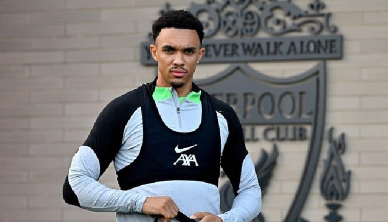 football Liverpool Trent Alexander-Arnold narrowly avoids being crushed in his car by 40 feet electricity pylon snt