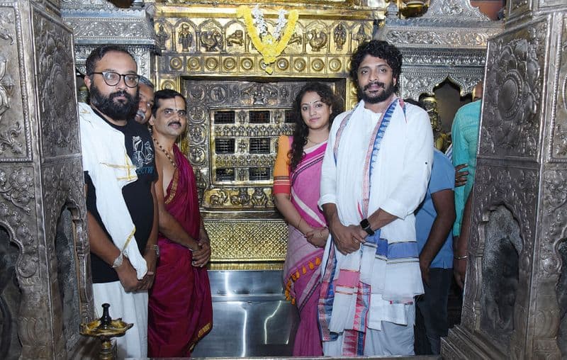 Actor Vasishta Simha And Haripriya Visits Udupi Sri Krishna Mutt Here Is The Photos gvd