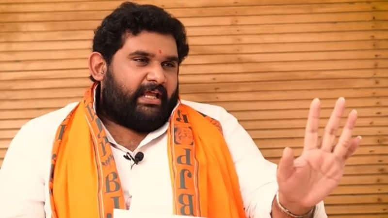 One day police custody for four including bjp amarprasad reddy smp