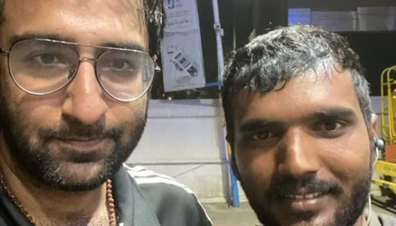 swiggy delivery executive helped man at midnight the post going viral hyp