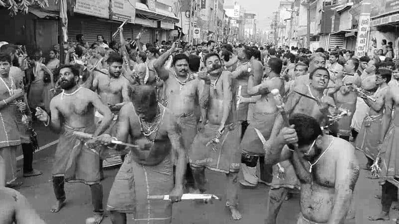 devotees participate kathi podum thiruvizha at sowdamman temple festival in coimbatore vel