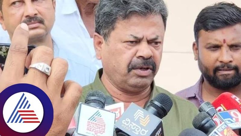 MP Renukacharya MP Renukacharya