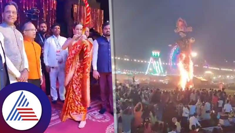 Kangana Ranaut FAILS To Shoot the Arrow at Ravan Effigy at Lav Kush Ramleela suc