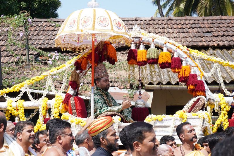 Chariot festival of celebration at Sringeri gvd