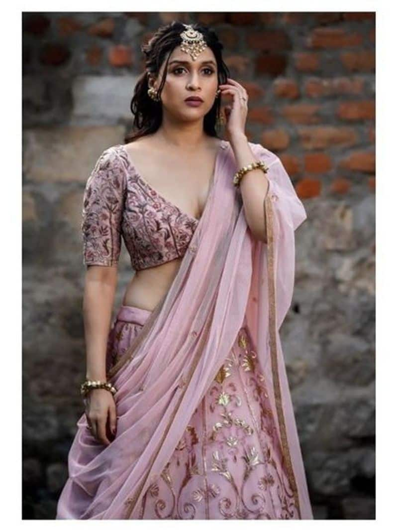 wear mannara chopra lehenga this diwali 2023 zkamn