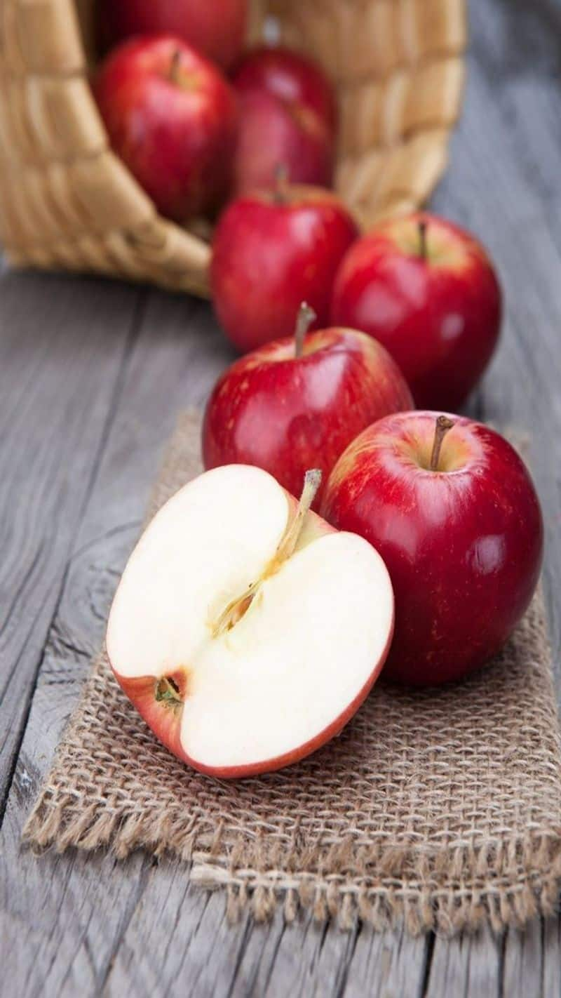 health benefits eating apple daily-rse- 