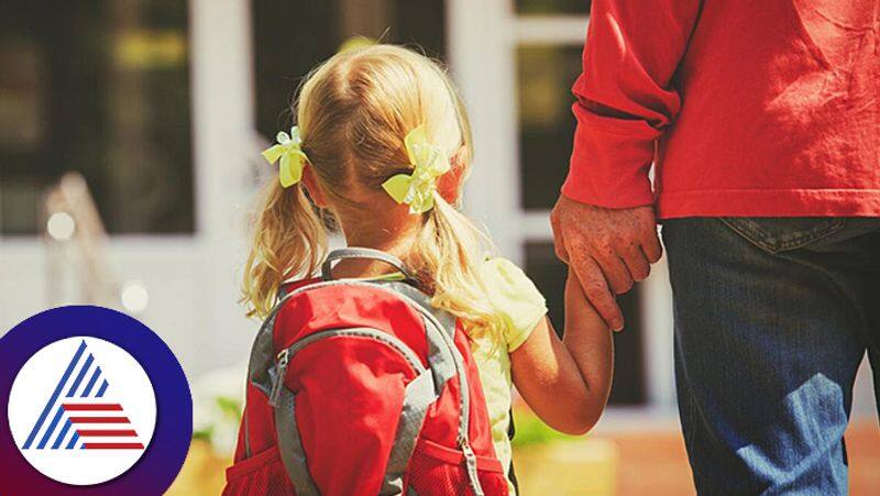 Weird Man Took His Kid Out Of School Teacher Was Too Fat Calls Her Uninspiring roo