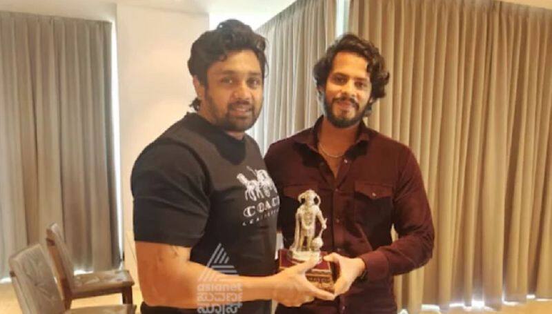 Again Nikhil Kumaraswamy and Dhruva Sarja meet gvd