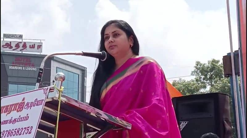 dmk gave fake promises to tamilnadu women says actress namitha vel