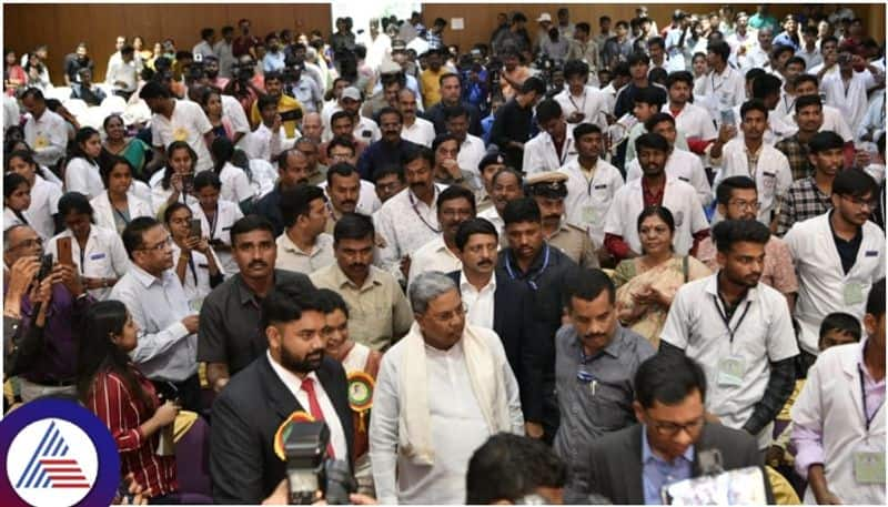 I am an average student but present I am the Chief Minister said Siddaramaiah sat