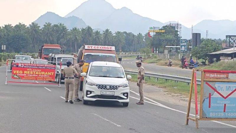 Kerala bomb blast Vehicle search with the help of sniffer dog on Tamil Nadu-Kerala border-rag