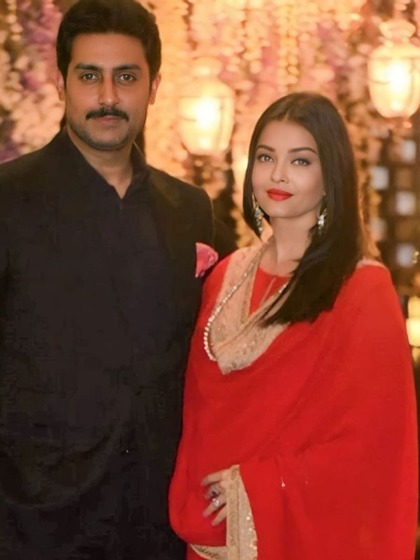 <p>Aishwarya Rai ने अभिषेक बच्चन से अप्रैल 2007 में शादी की थी, और उसी साल अक्टूबर में उन्होंने पहला करवा चौथ रखा था।</p>
