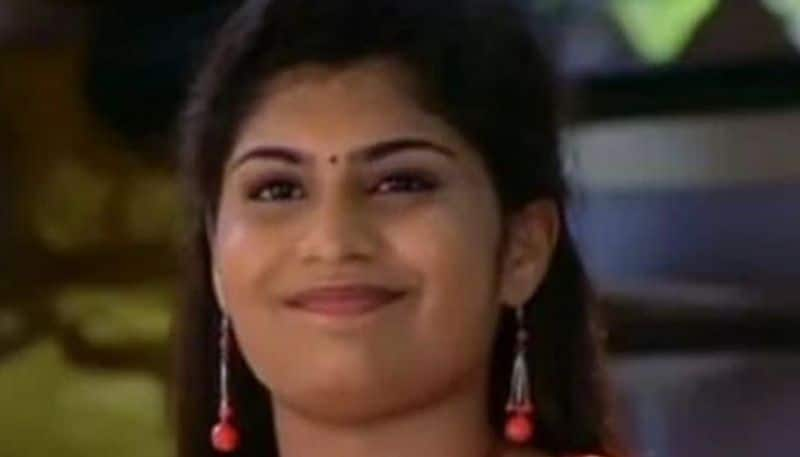 Eight Month Heavily pregnant Malayalam TV actress 35 year old Dr Priya dies of heart attack san