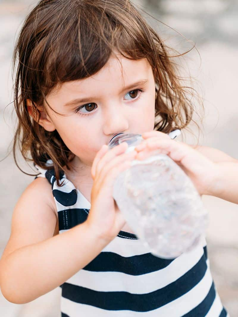 5 harmful effects of drinking water in plastic bottles RKK