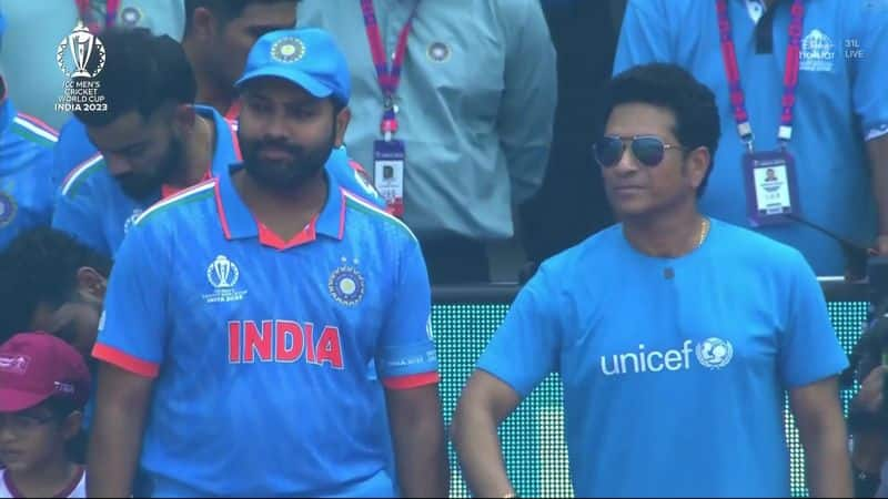 Rohit Sharma, got out for 4 runs against Sri Lanka in 33rd Match of World Cup 2023 rsk