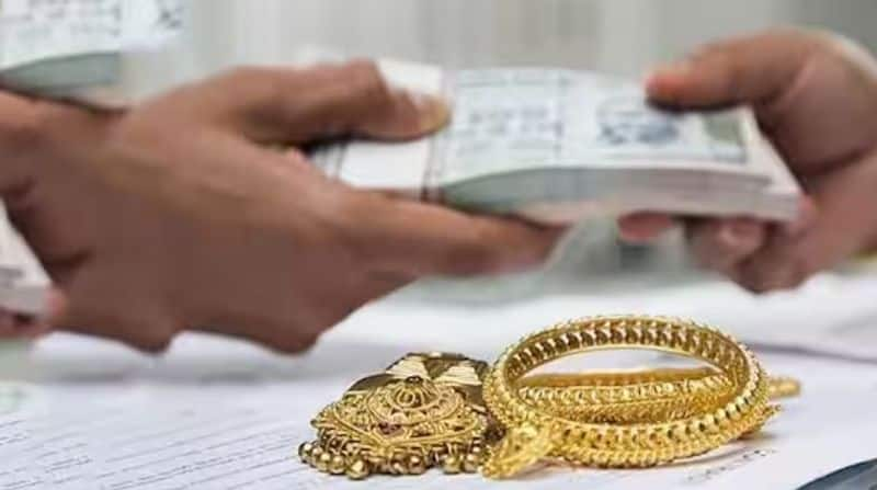 If there is gold then why fear'; Lowest Gold Loan Interest Here-sak