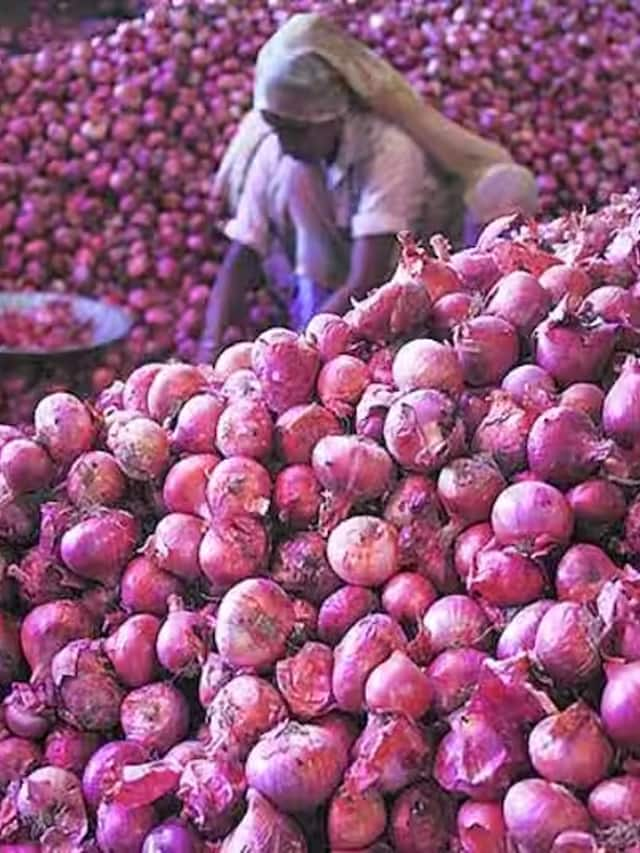 Onion prices in Karnataka likely to ease as supply soars in market vkp