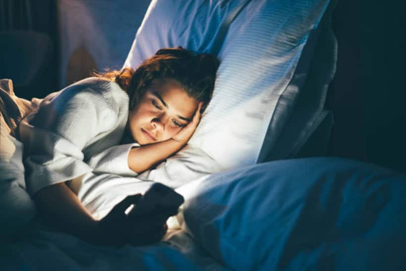 Sleep Disorders & Solutions: थकान के बाद भी नहीं आती नींद, कहीं इस बीमारी का शिकार तो आप ?