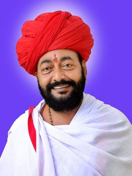 <p>चामुंडा माता के भक्त और मुंडारा माता मंदिर के महंत ओटाराम देवासी को बीजेपी ने सिरोही विधानसभा सीट से टिकट मिला है।</p>
