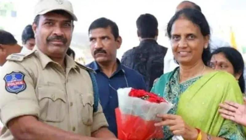 telangana minister security officer committed suicide in front of his daughter ans