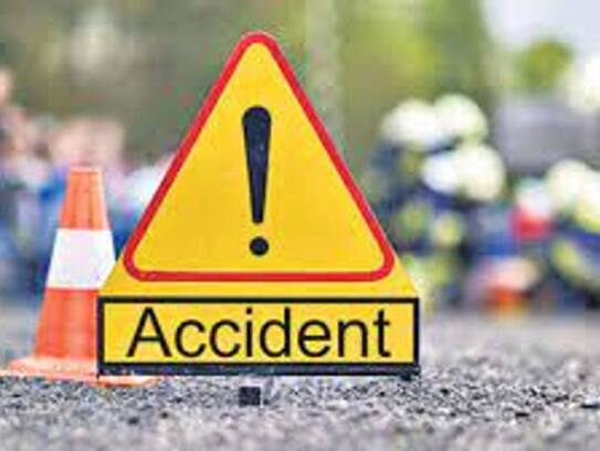 twins died in a accident while went for buying crackers with his mother in medak KRJ