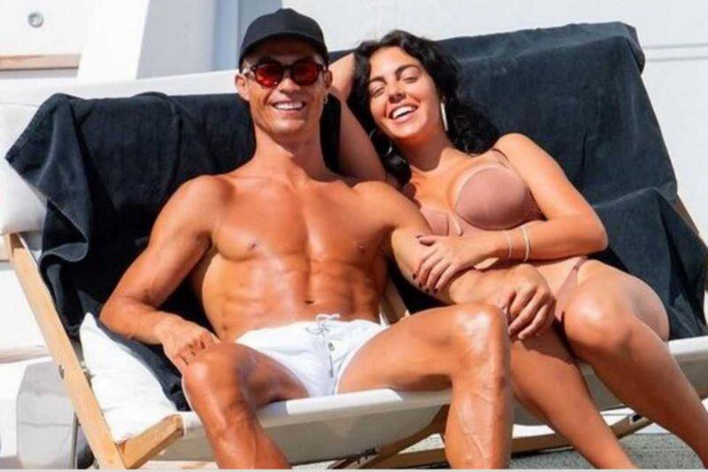 Cristiano Ronaldo and his lovers take a private jet to Majorca to relax on their $5.5M luxury  yacht