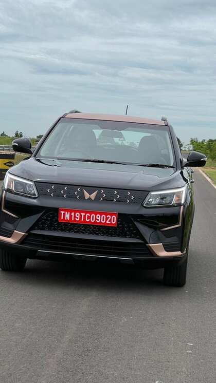 Mahindra XUV400