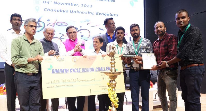 Bicycle model by students: One lakh prize snr