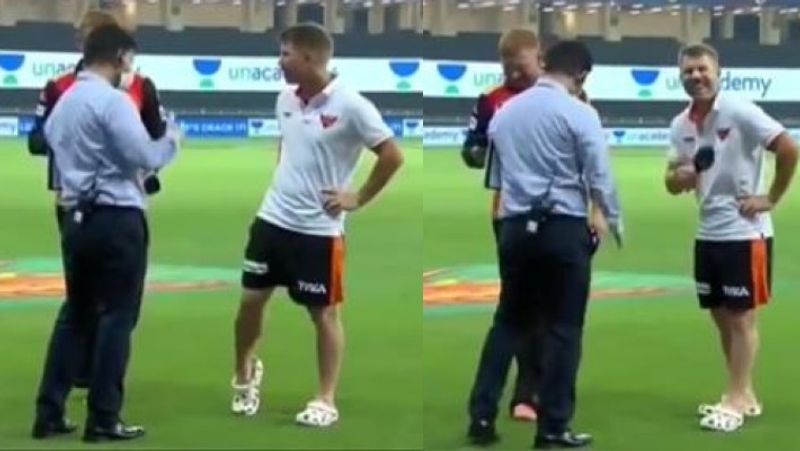 Australian cricketer David warner Making fun by farts on mike old video Goes viral akb