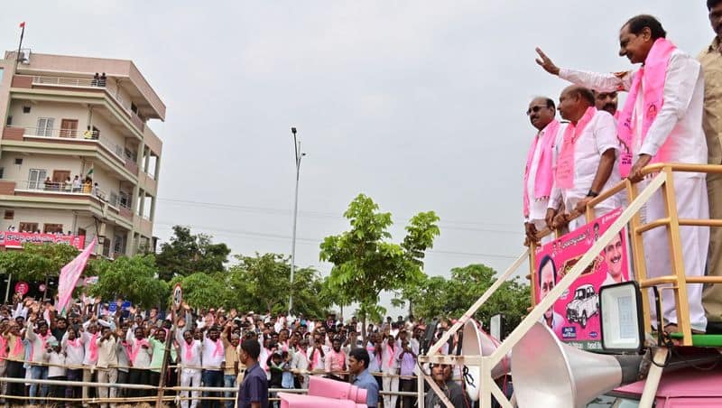 Telangana CM KCR  files nomination From Gajwel Assembly segment lns