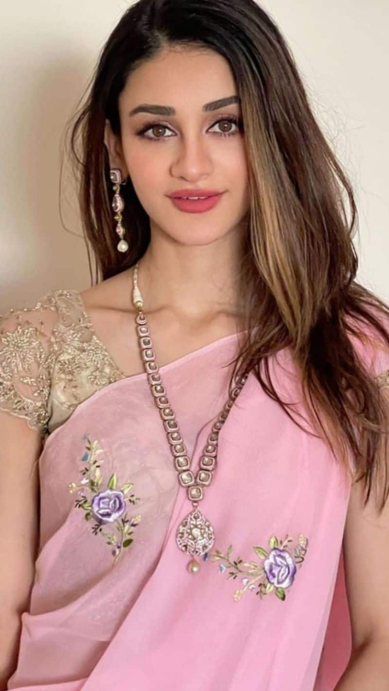 who is aditi arya married to jay kotak son of kotak mahindra owner uday kotak net worth