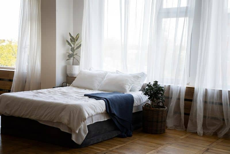 essential vastu tips for bedroom it will change your life suh