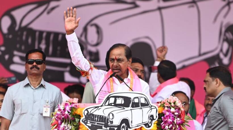 కేసీఆర్ నామినేషన్: సెంటు భూమి లేదు.. సొంత కారు లేదు కానీ..  !