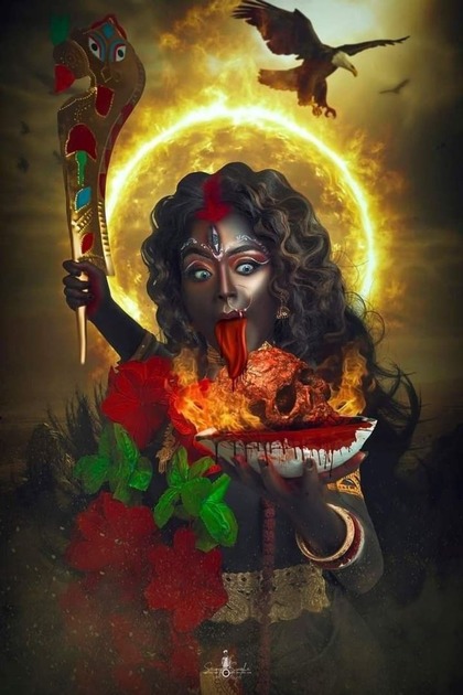<p>दिवाली की अमावस्या वाली रात तांत्रिकों के लिए बहुत महत्वपूर्ण होती है। वह इस दिन तंत्र-मंत्र की देवी मां काली को प्रसन्न करने के लिए तप करते हैं।<br />
 </p>
