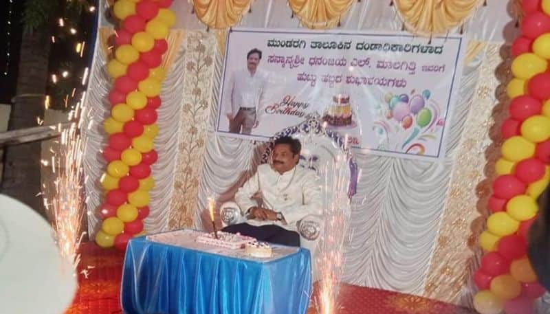 Tahsildar Birthday Celebration Amid Drought in Gadag grg 