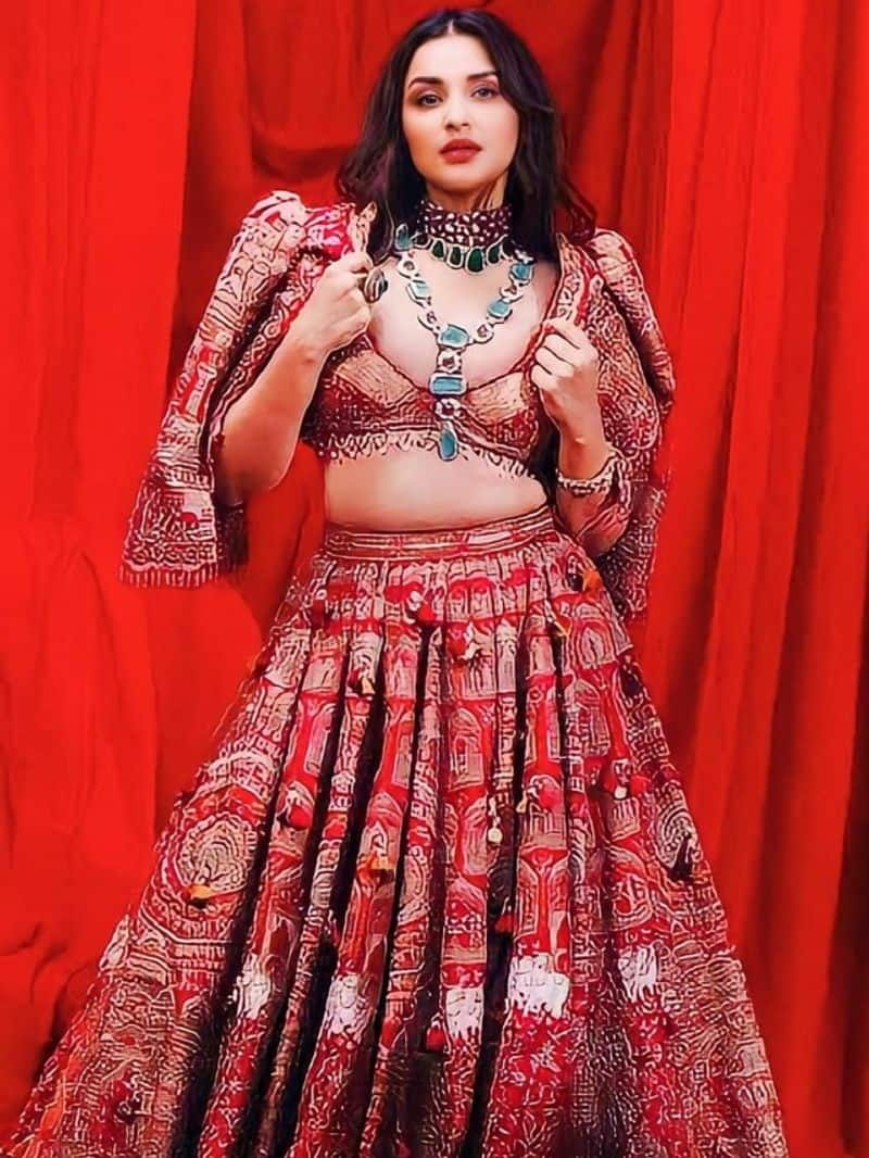 parineeti chopra lehenga for diwali zkamn