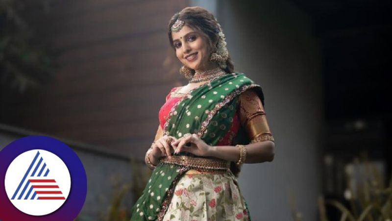 nivedita gowda gave answer to netizens who giving bad comments to her posts