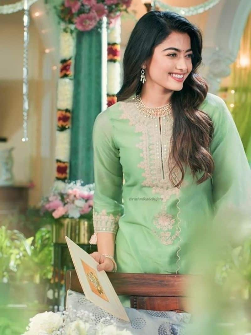 rashmika mandanna 10 kurta set for bhai dooj zkamn