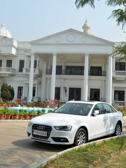 घर के अंदर हेलीपैड,डिजनीलैंड, जलमहल- ऐसा है सुब्रत राय का लग्जरी हाउस
