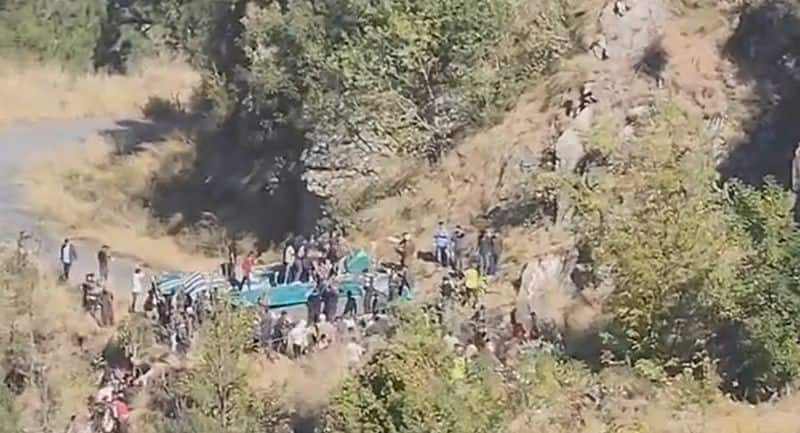 Doda Accident: A serious road accident in Jammu and Kashmir.. Bus fell into the valley.. More than 30 people were killed..ISR