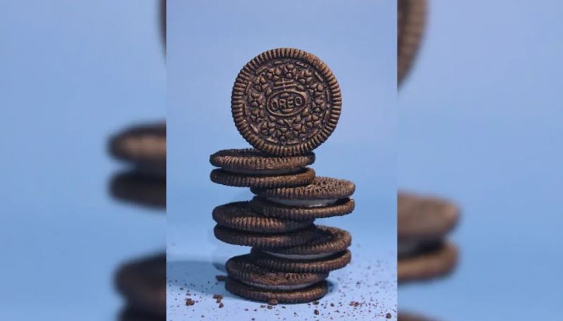 customers complaints that oreo biscuits has less filling now