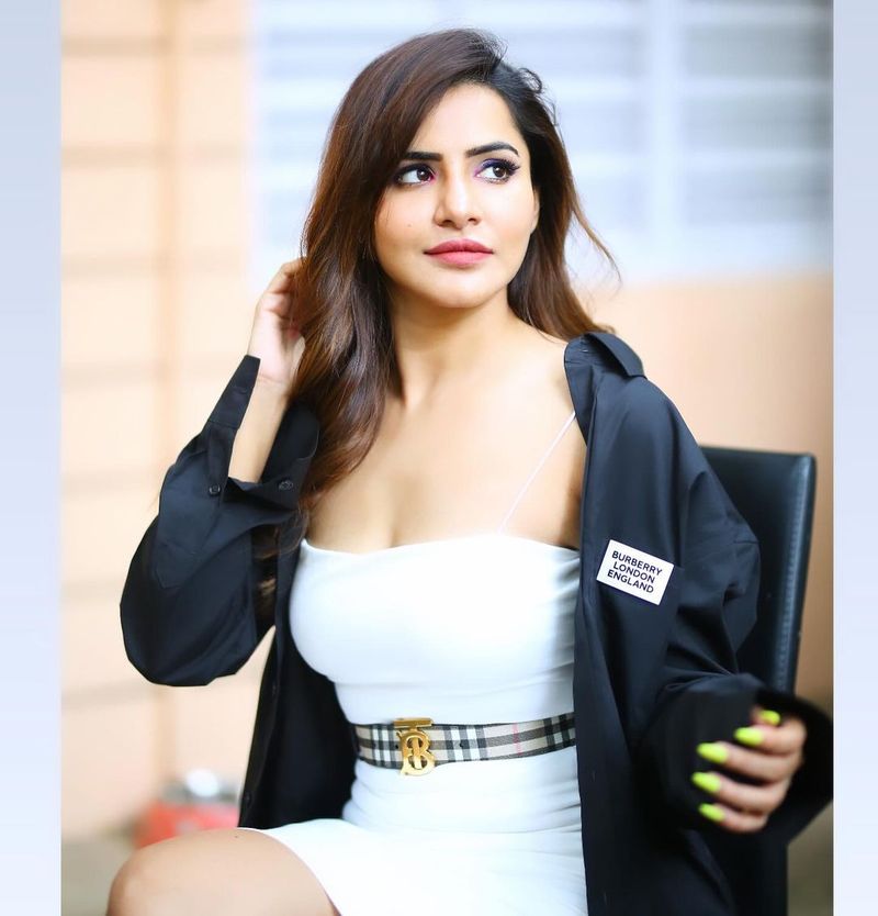 Ashu Reddy Ashu Reddy