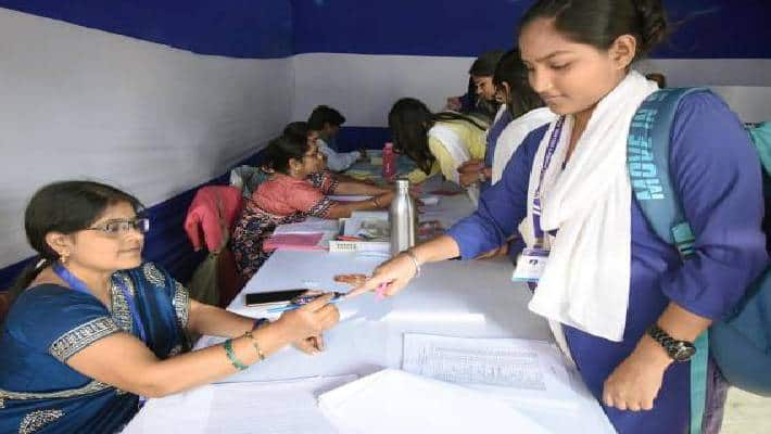 Voting has started in Madhya Pradesh and Chhattisgarh KAK