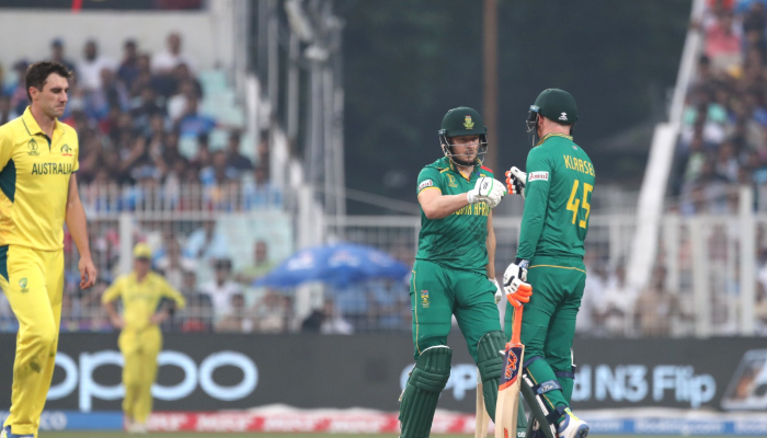 South Africa Struggling to score against Australia in 2nd Semi Final of World Cup 2023 at Kolkata rsk