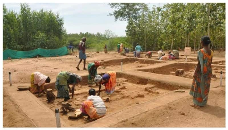 Madras HC madurai bench ordered union govt to publish keeladi archaeological survey report smp