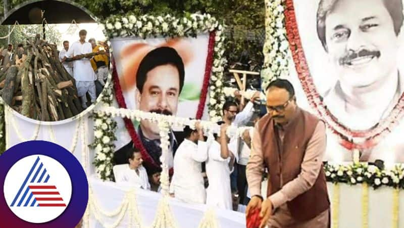 Friends Staff Bid Goodbye to Subrata Roy 16 Year Old Grandson Performs Last Rites Sons Miss Funeral anu