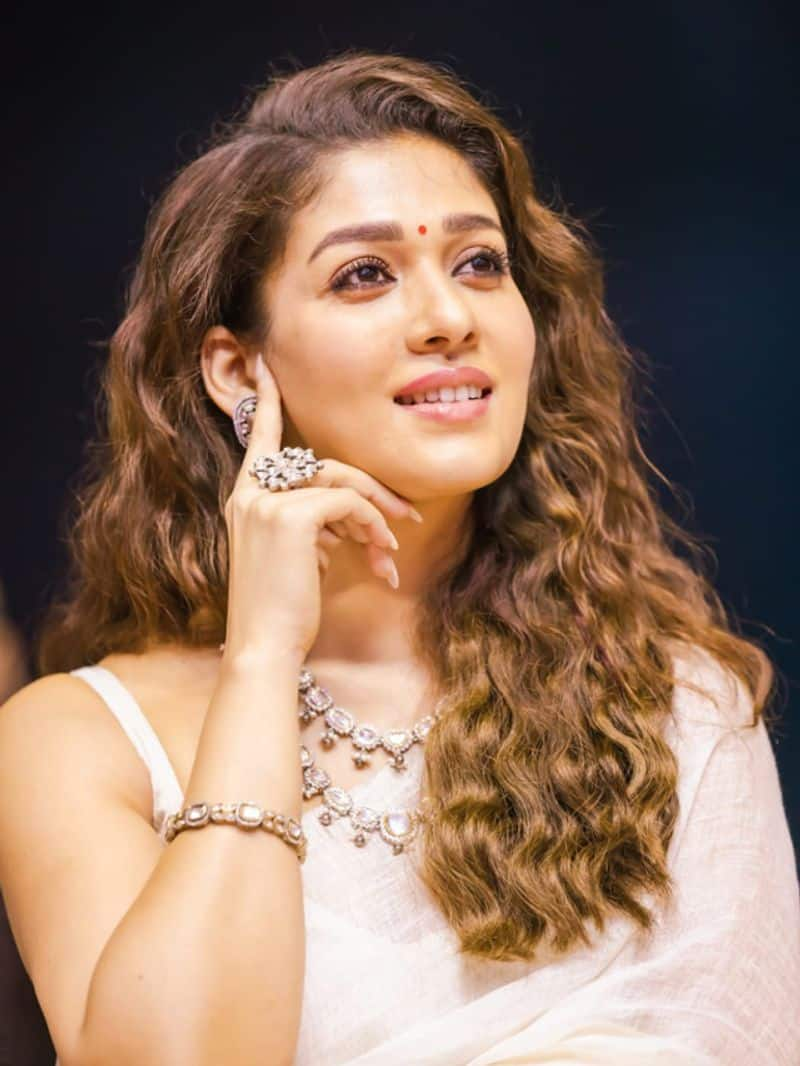 actress nayanthara beauty secrets in tamil mks