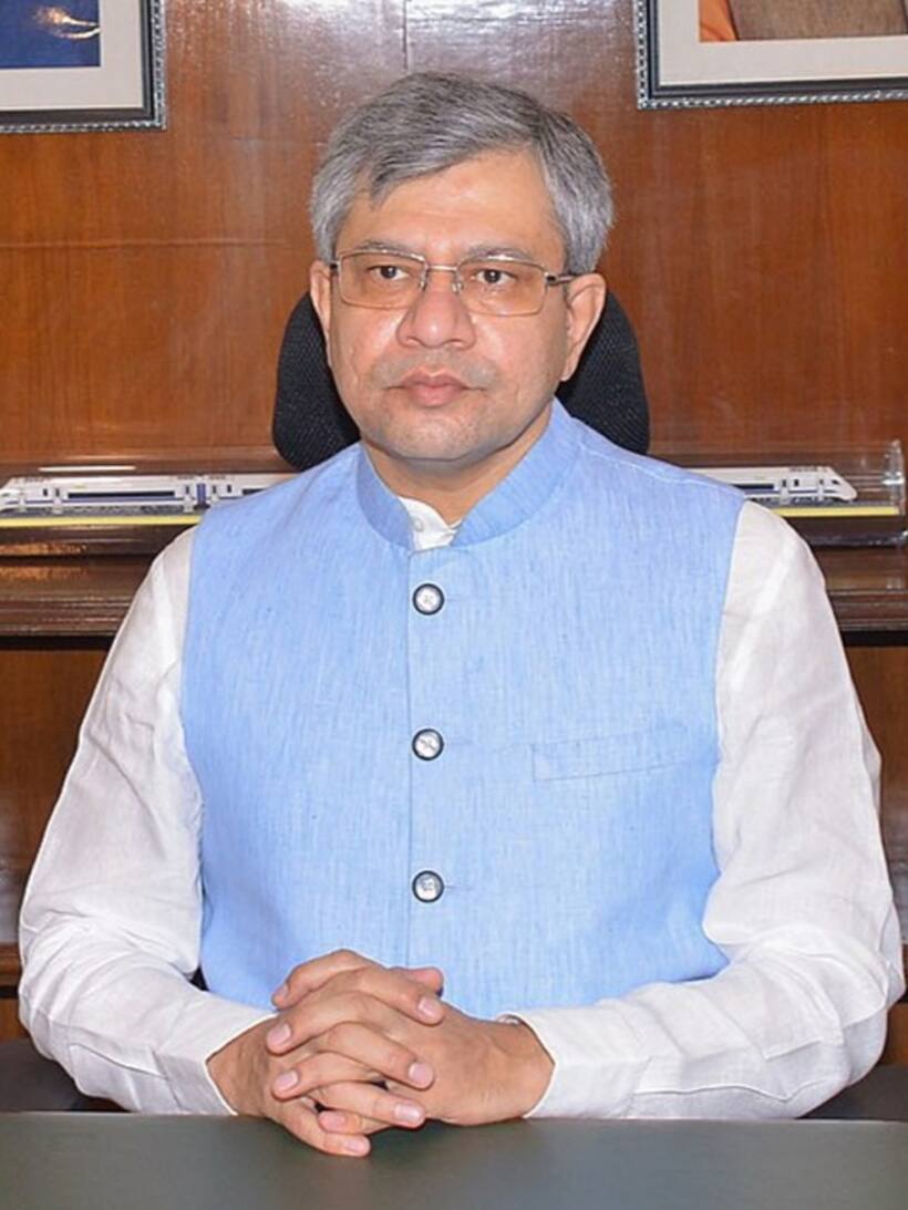  PLI  స్కిం: డెల్, హెచ్పి, ఫాక్స్ కాన్ వంటి 27 కంపెనీల ఆమోదం.. రూ 3వేల కోట్ల పెట్టుబడి.. 