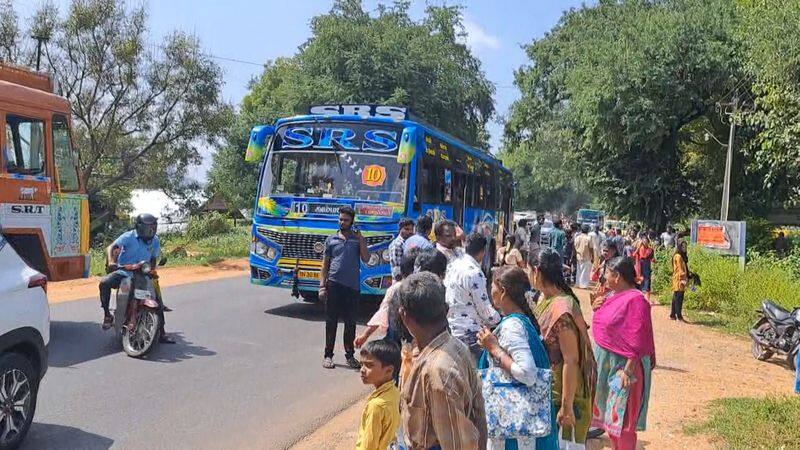 32 year old lady step down from private bus and died in salem district vel